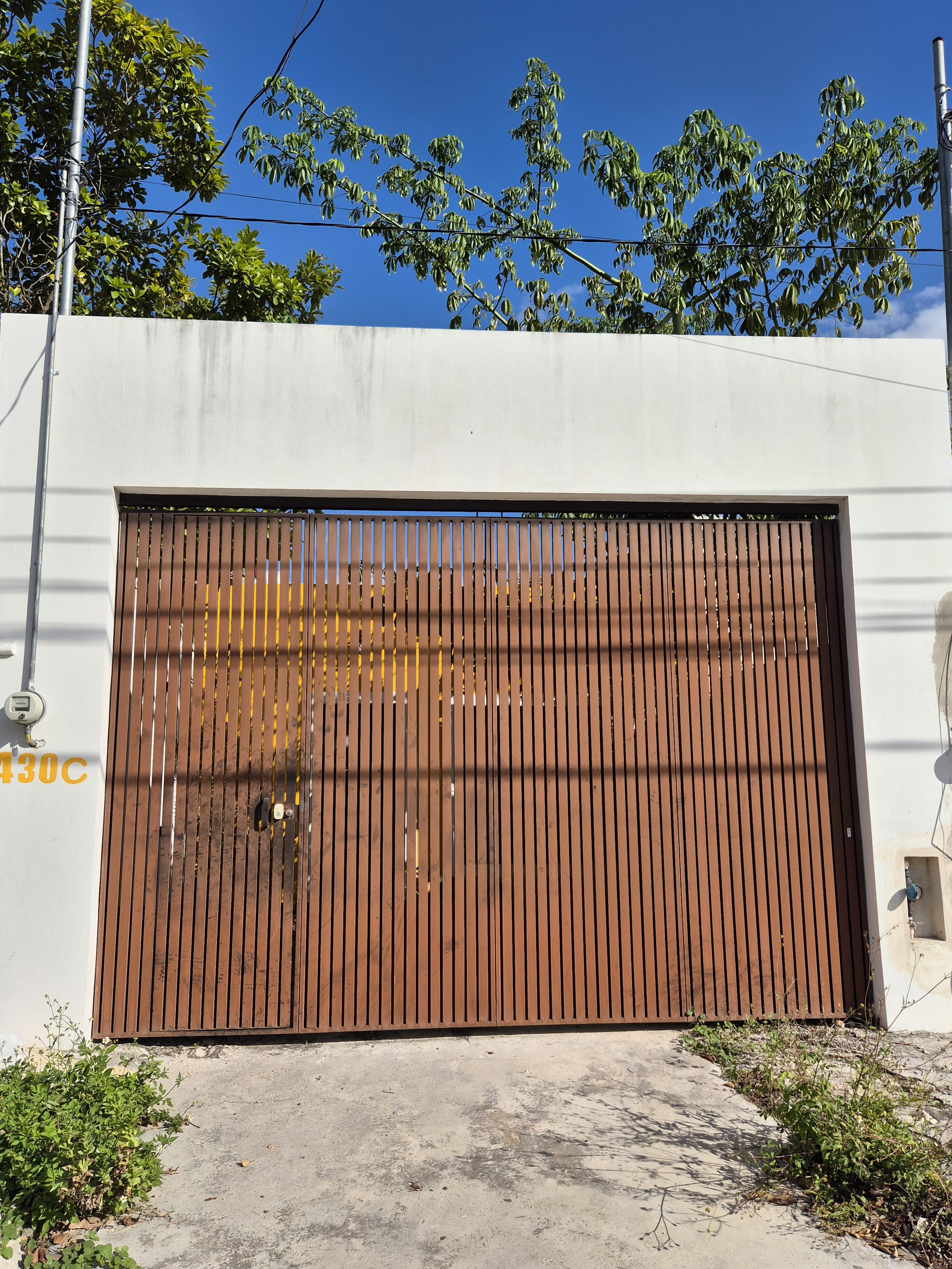 Linda Casa Tipo Loft, García Gineres