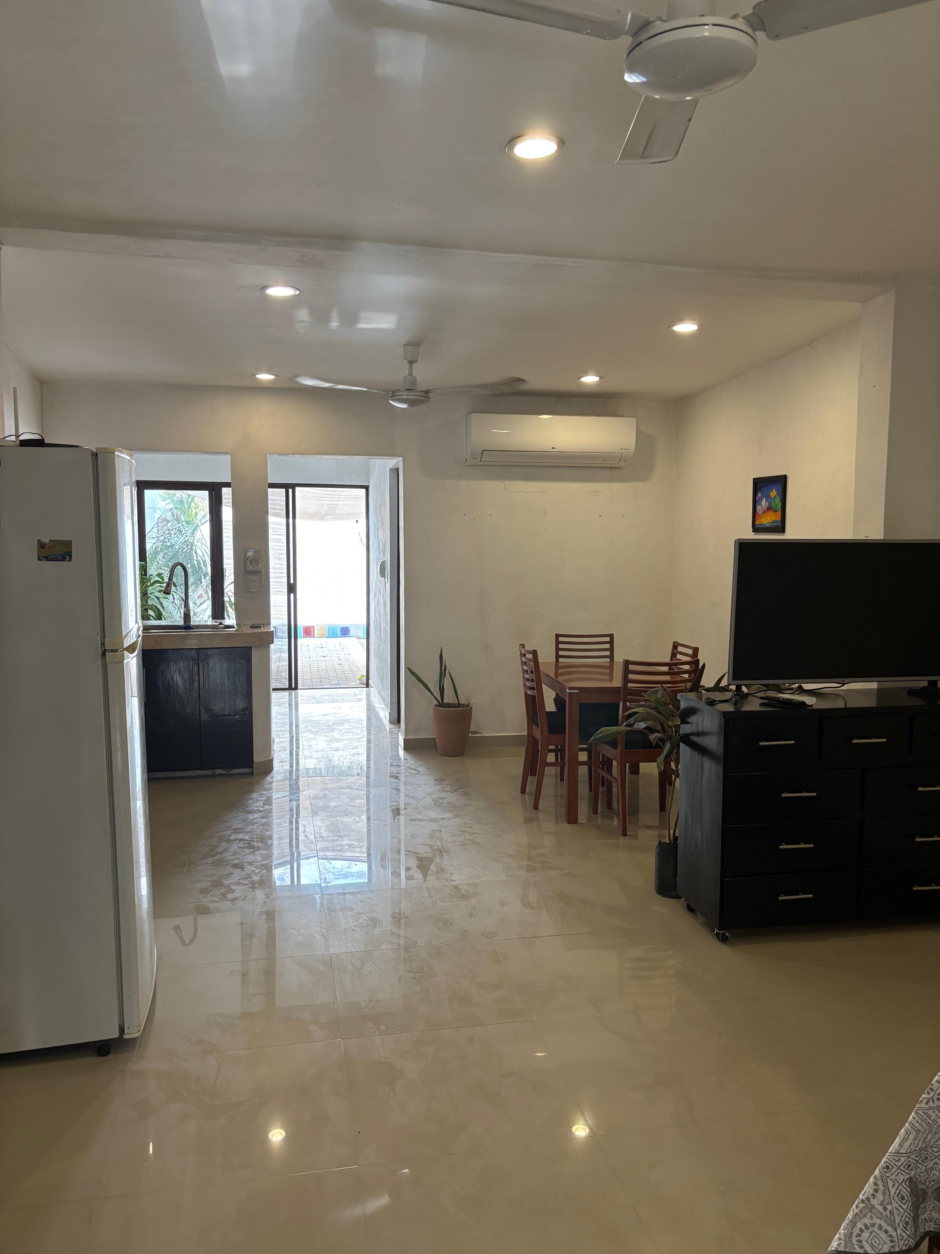 Linda Casa Tipo Loft, García Gineres