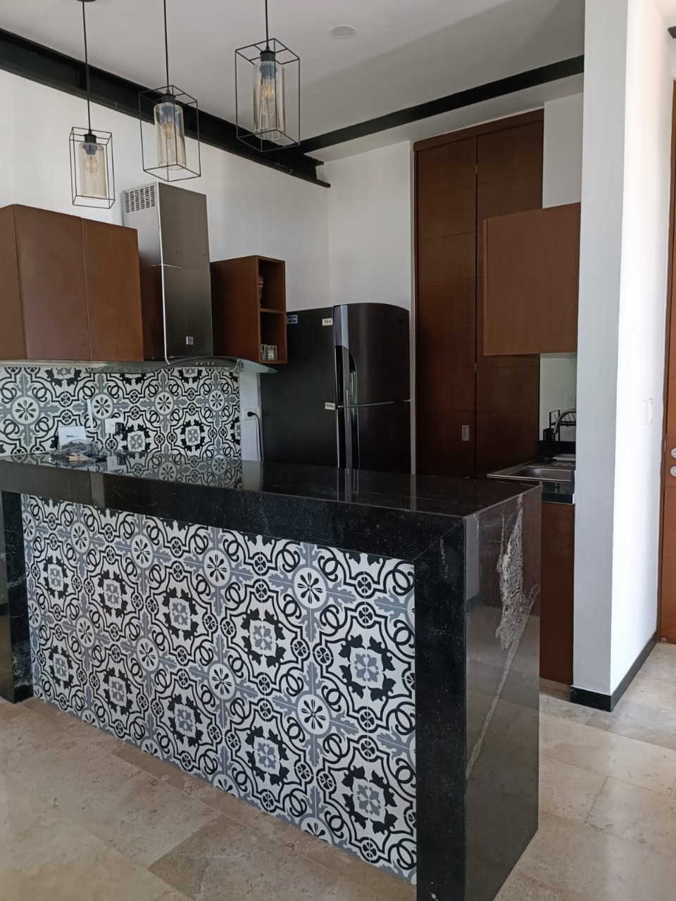 Amueblado de 2 Habitaciones y 2 baños