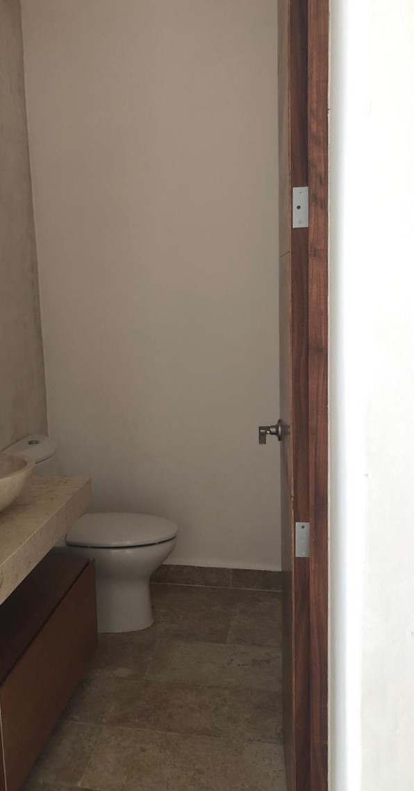 Moderna y con piscina, Yucatan Country Club