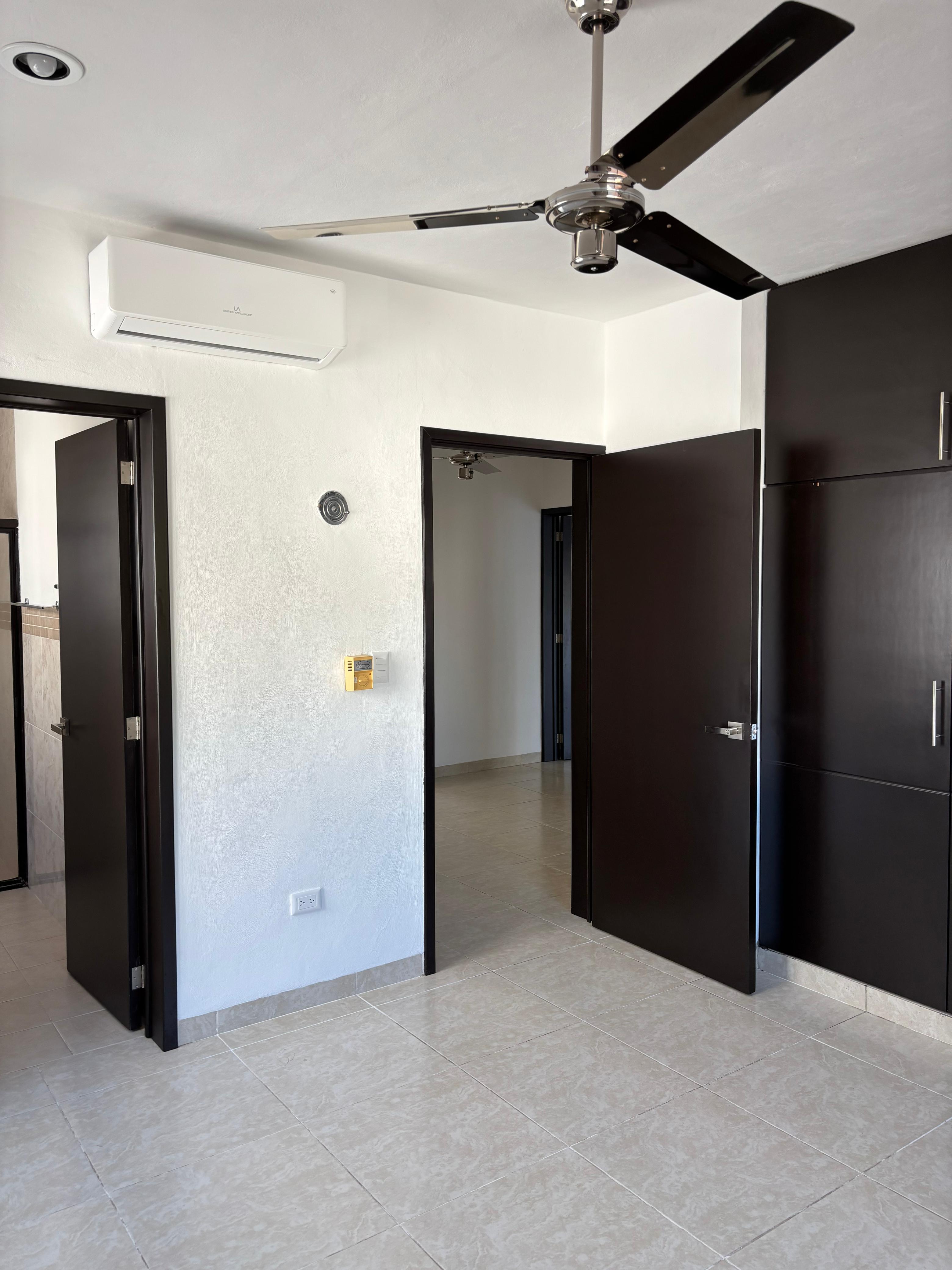 House in Private Cocoyoles