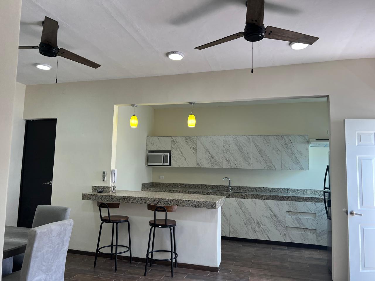 Townhouse with a private pool in Xcumpich!
