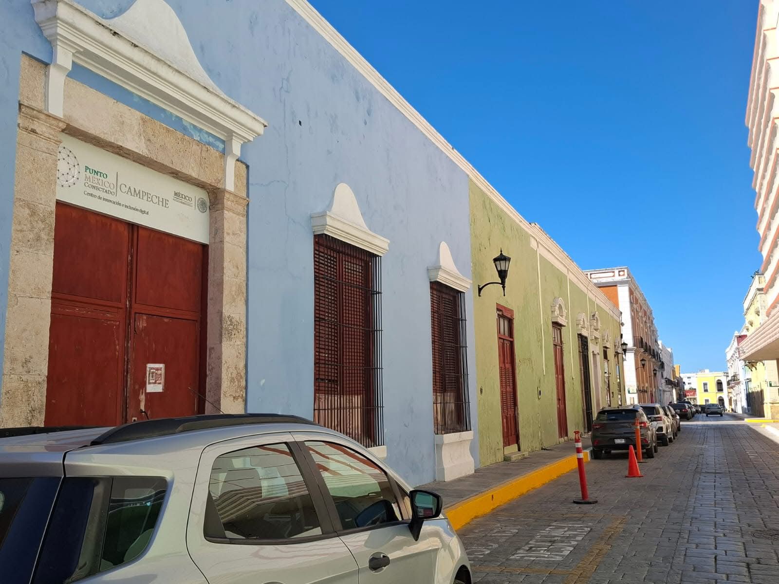 Colonial House for Any Use