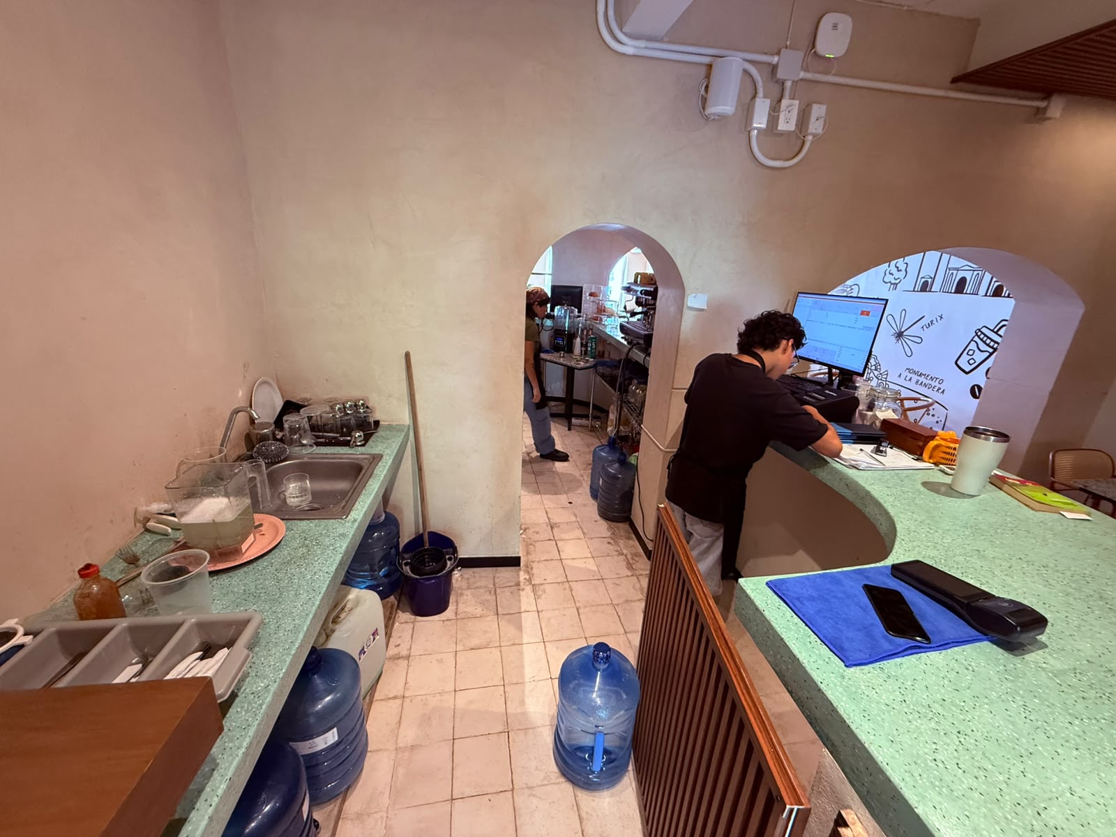 ¡Restaurante listo para operar en la Calle 47! 🍽️✨