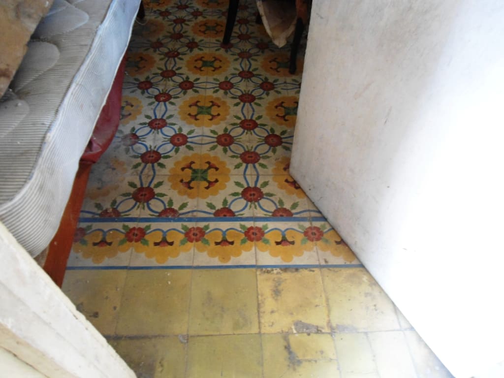 Pasta tiles and deep lot