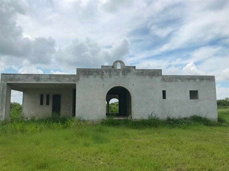 Construction within the Hacienda San Jose Chakan