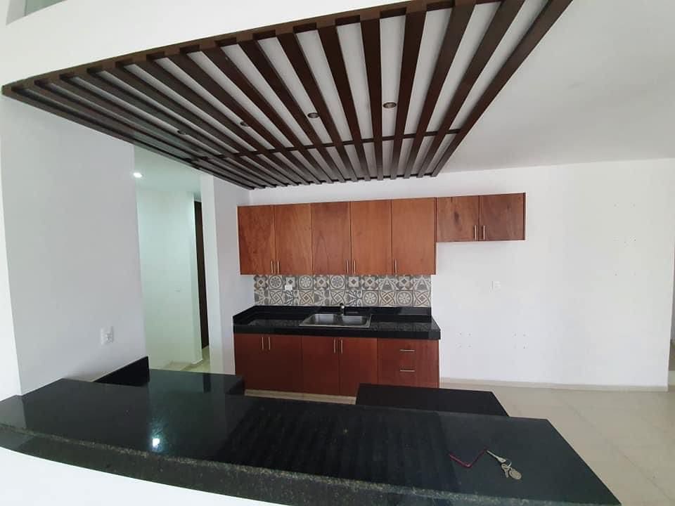 Hermosa Casa en Privada, Conkal