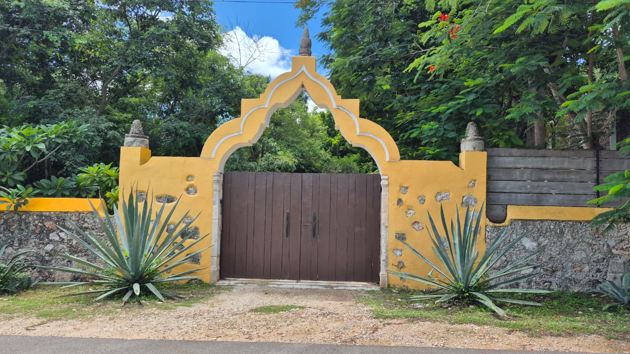 Private Posh Posada