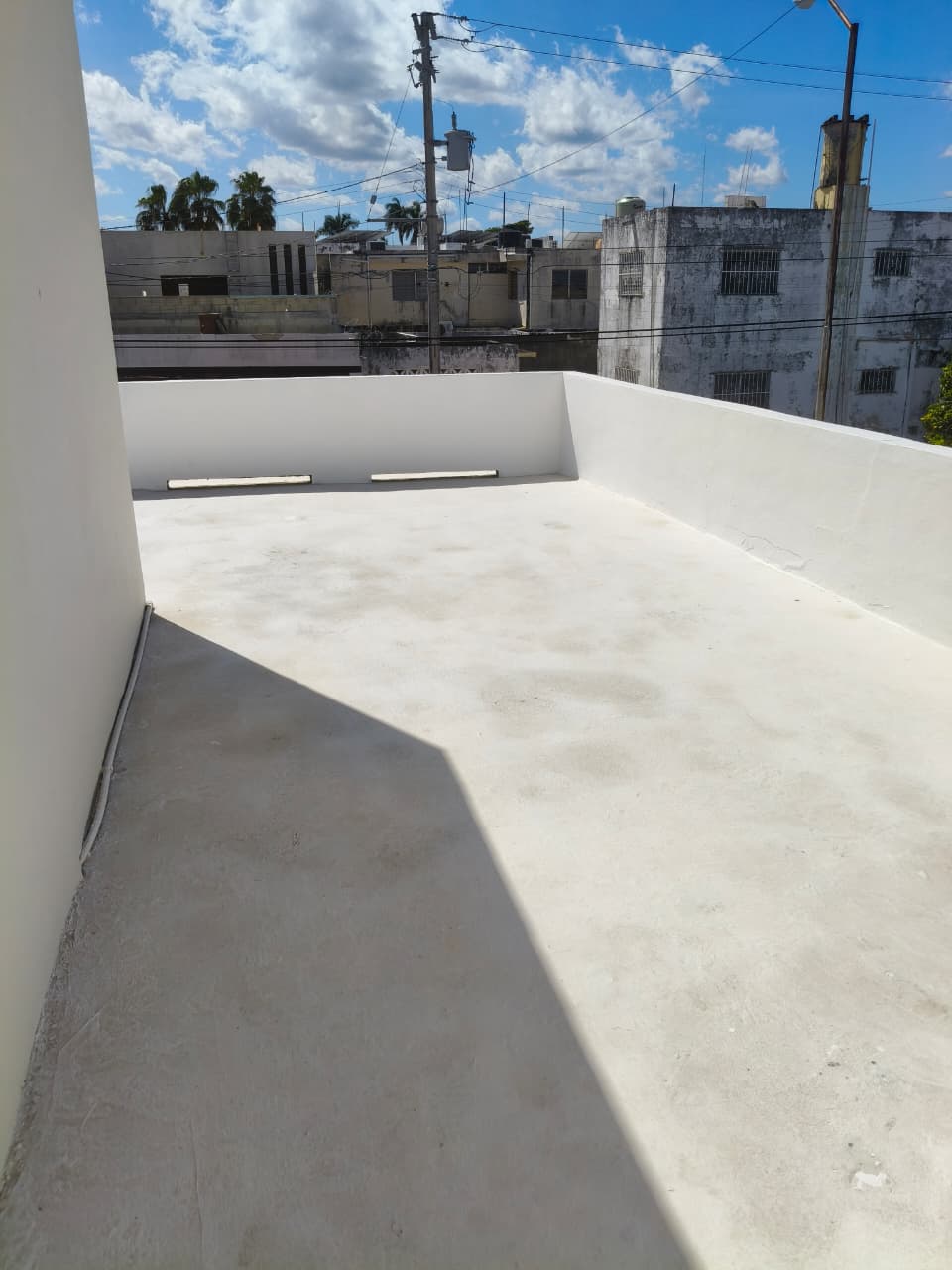 With Pool in García Ginerés