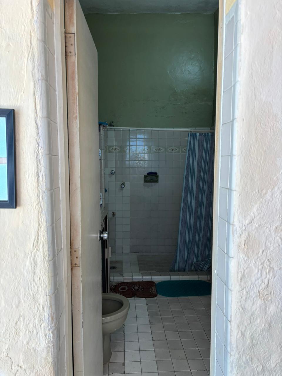 With garage near the Mercado Chembech