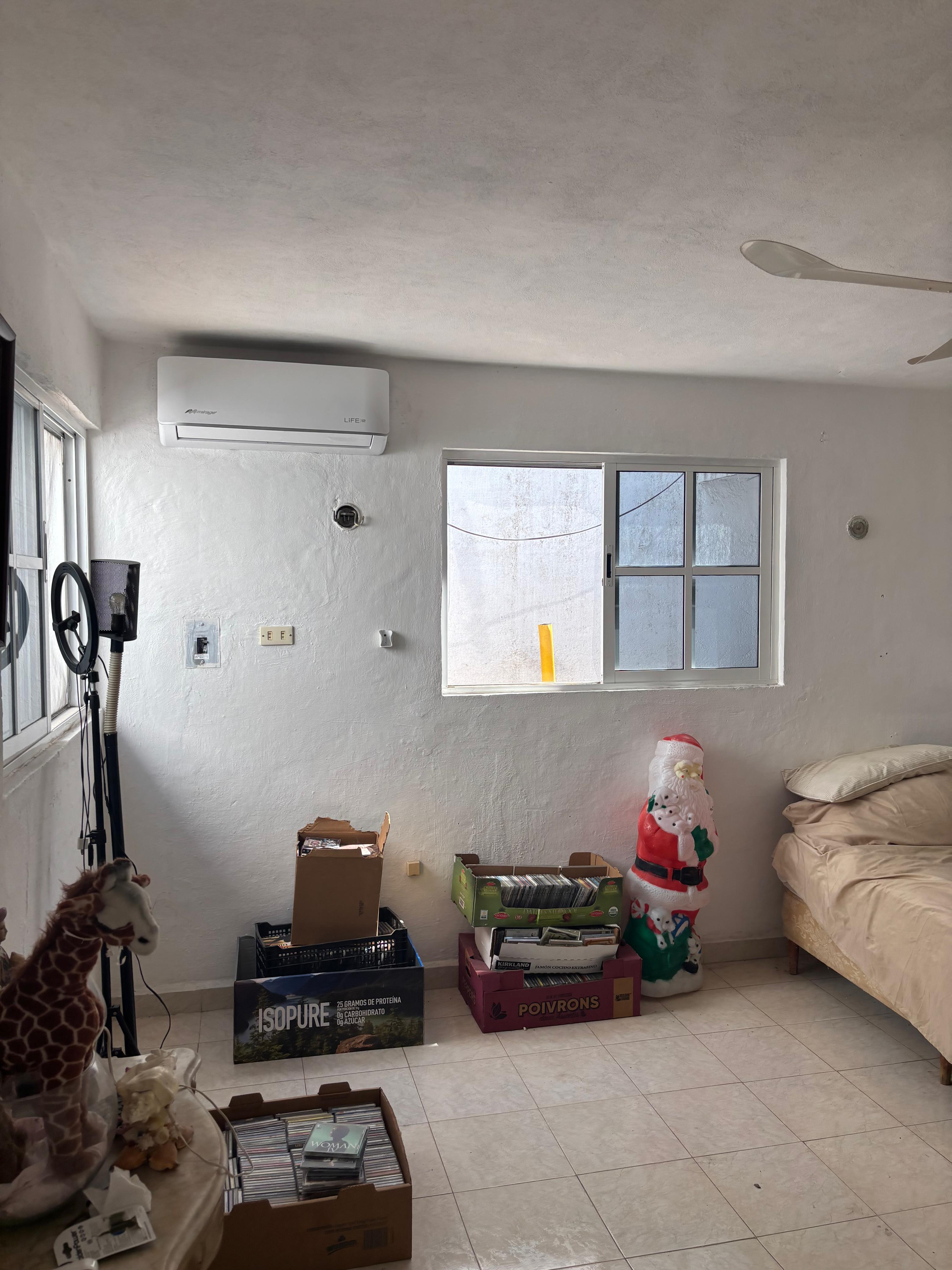 De un piso y muy cerca de Santa Ana