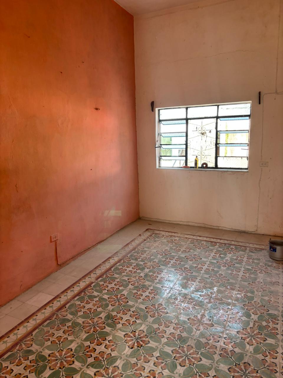 House to Restore in Santa Lucía