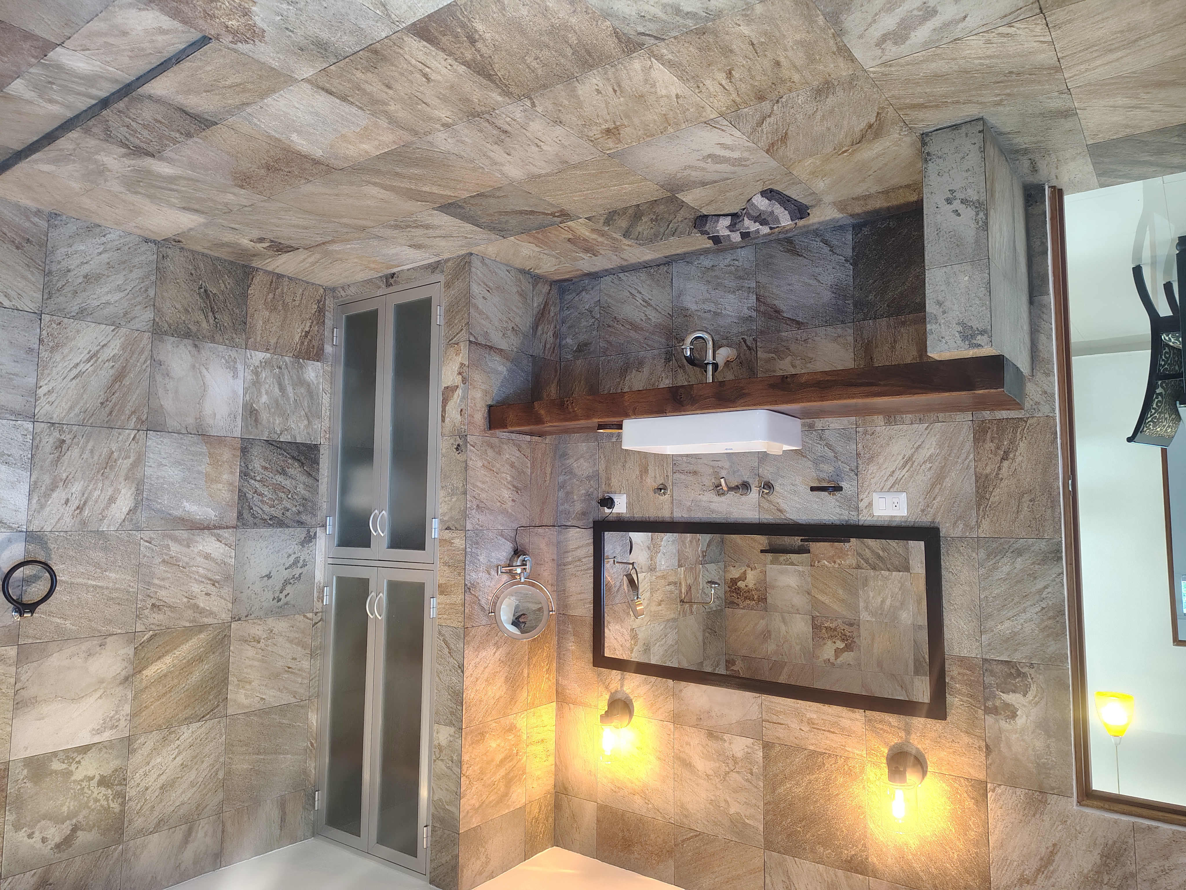 Furnished Residence with Luxury Finishes on a Double Lot in Bosques de Conkal