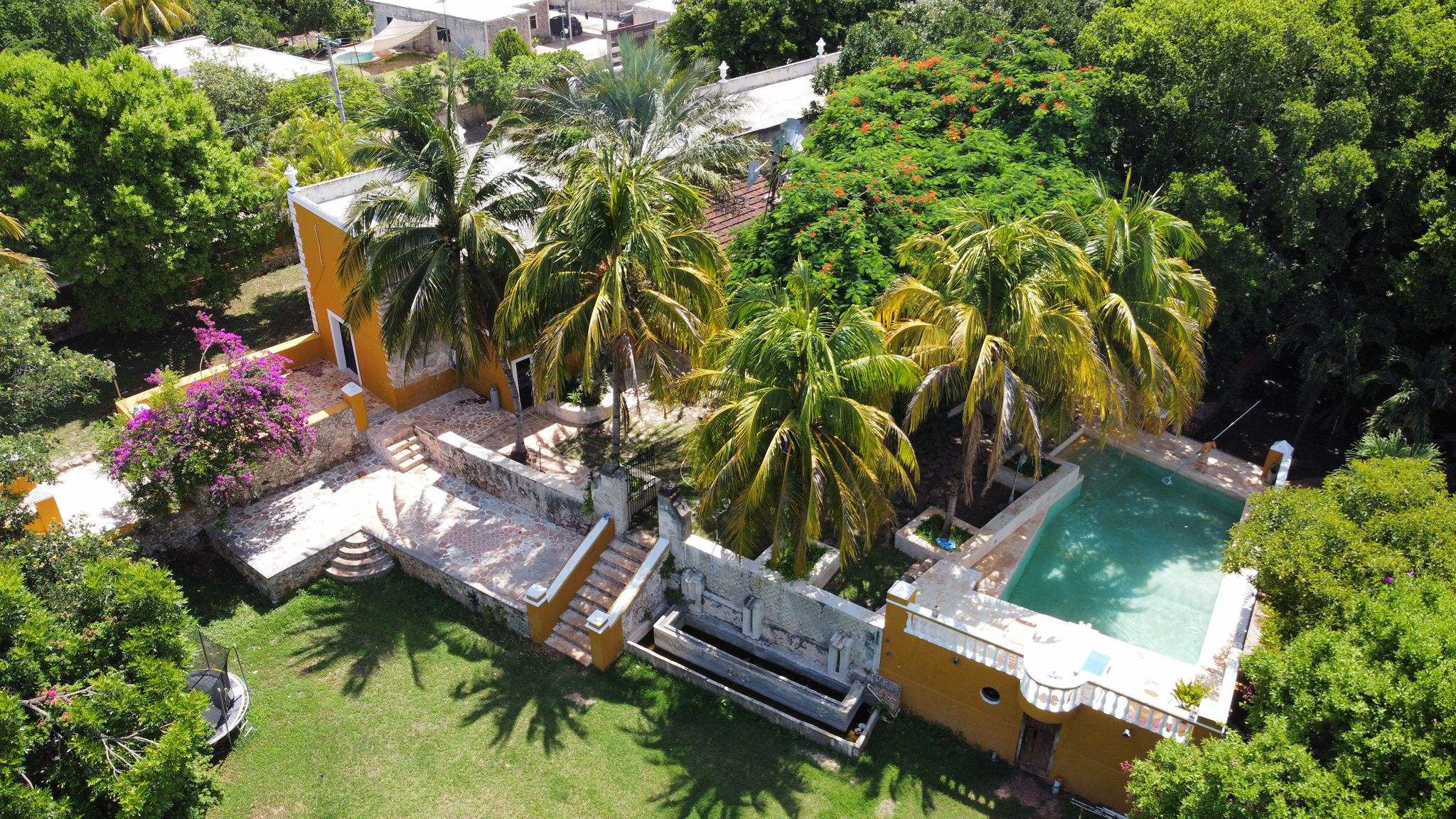 Private Posh Posada