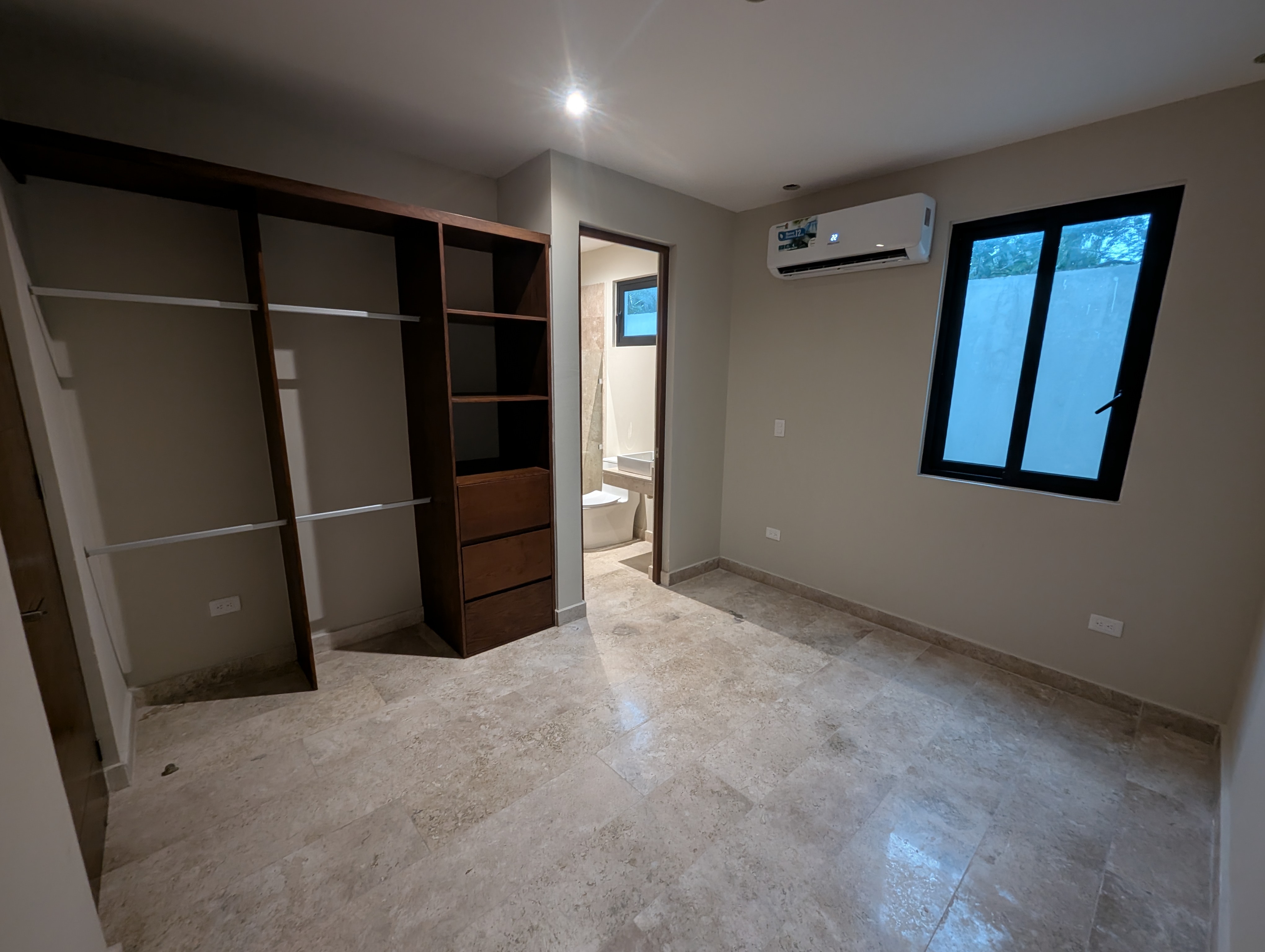 Departamento de 3 habitaciones en planta baja