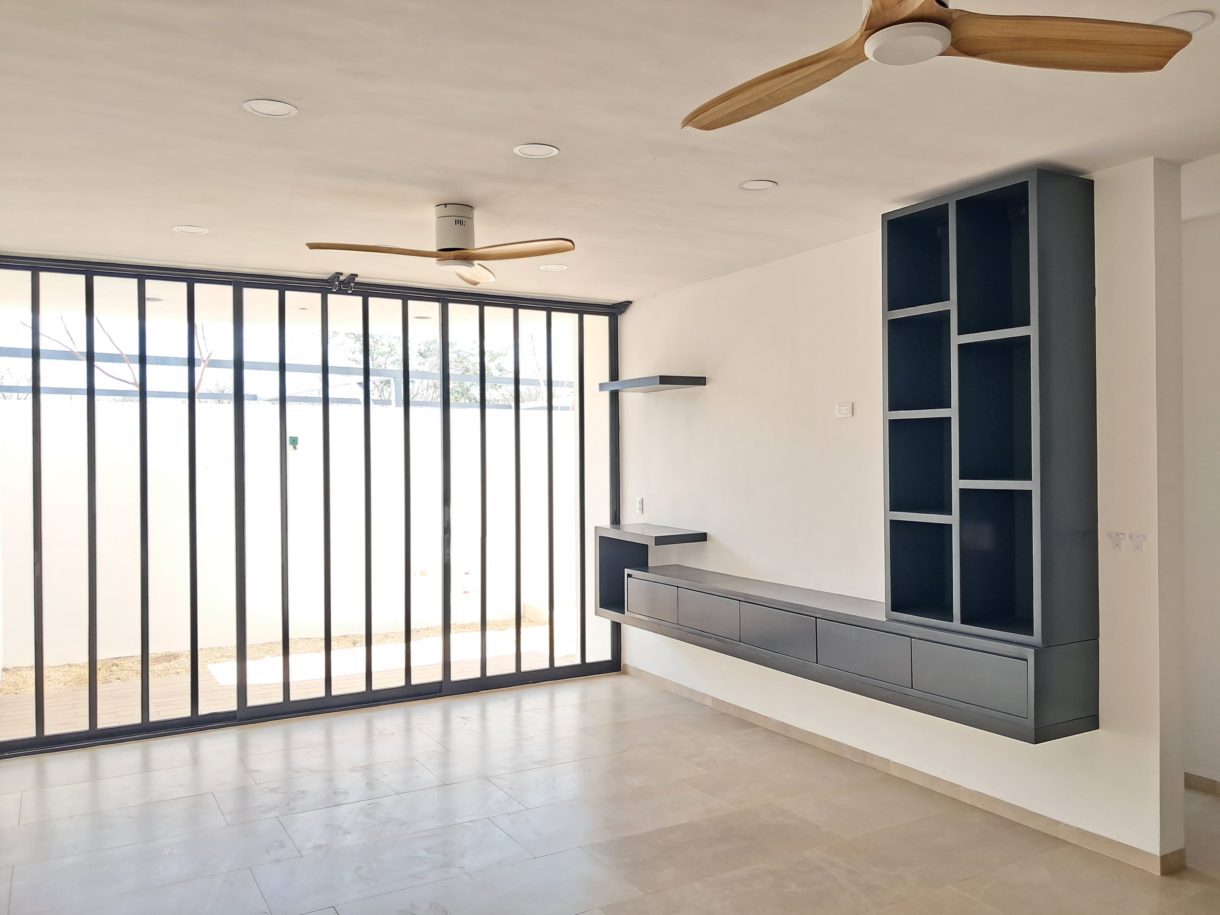 First floor 2 Bed apartment