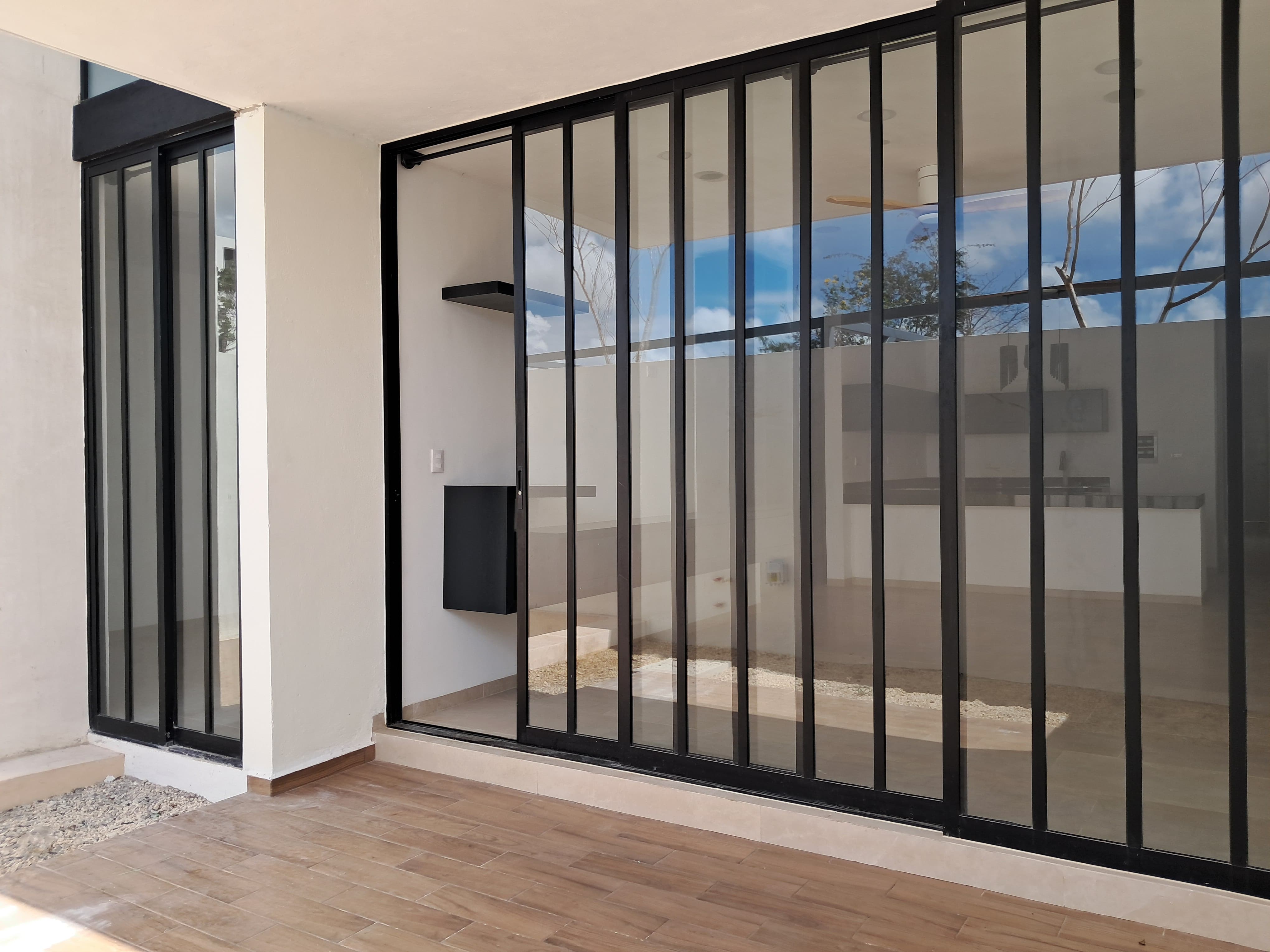 First floor 2 Bed apartment