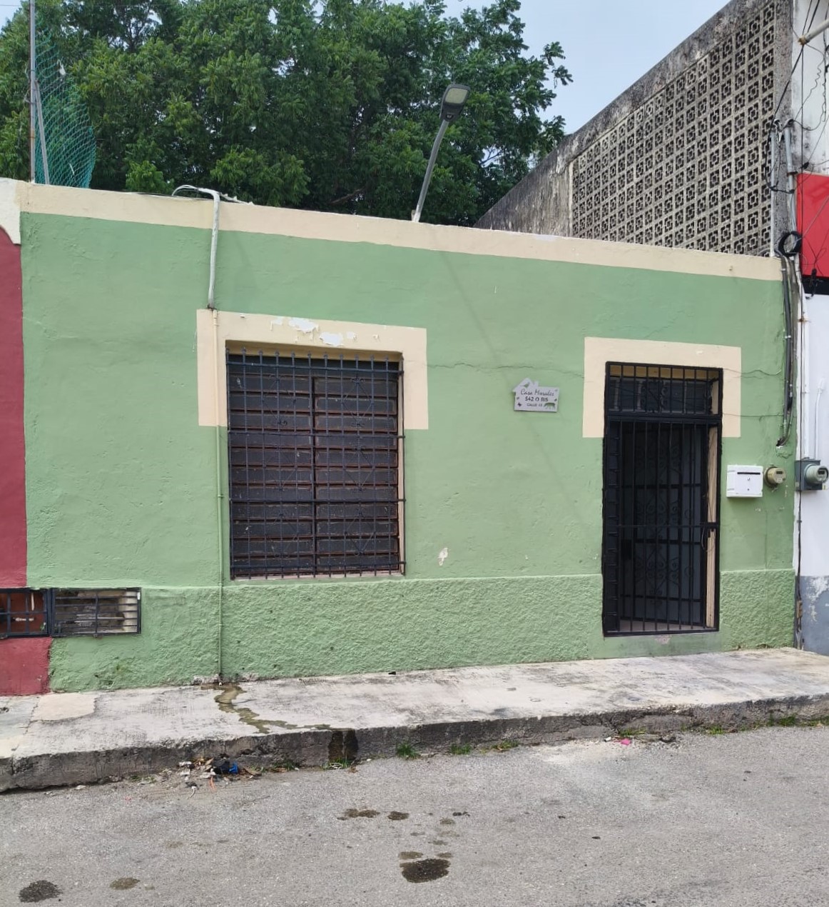 Fully furnished one-story home in La Petronila (Downtown)