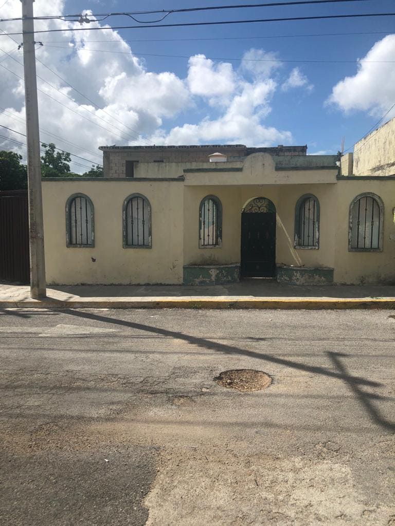 Casa en Esquina para Inversión en Francisco de Montejo