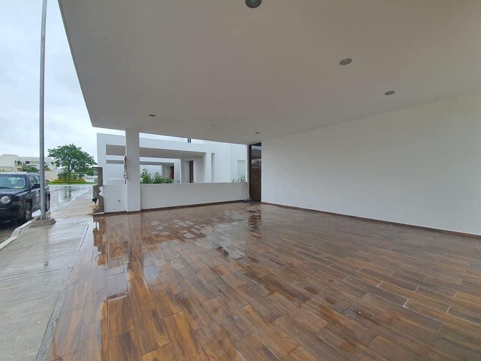 Beautiful House in Private Street, Conkal